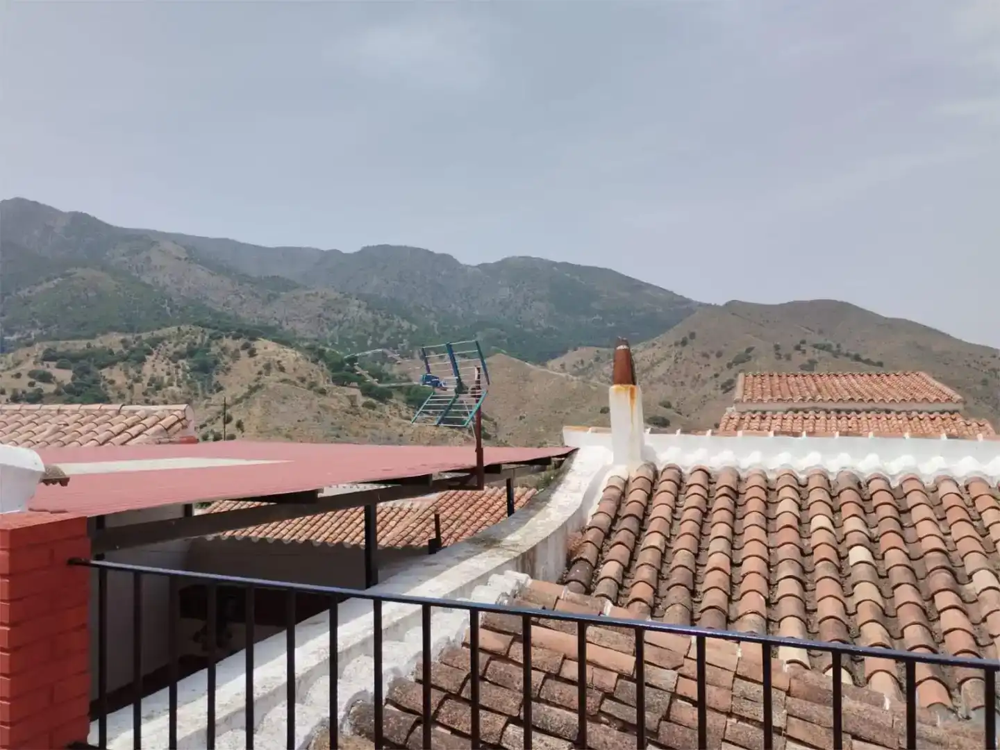 Vista exterior de Casa adosada en venda en Carratraca, Málaga