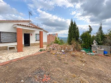 Haus mit Garten zum Verkauf in Calle Assutzenes