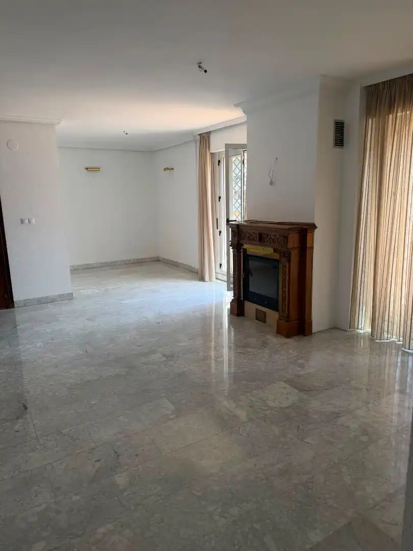 Sala d'estar de Àtic de lloguer en Granada amb Terrassa, Forn i Rentadora