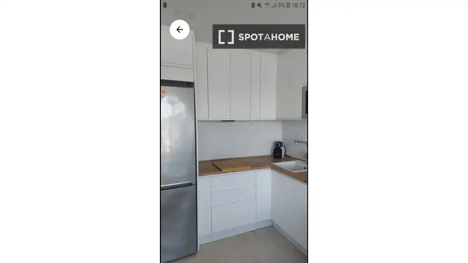 Cuina de Apartament per a compartir en Santa Pola amb Aire condicionat, Terrassa i Moblat