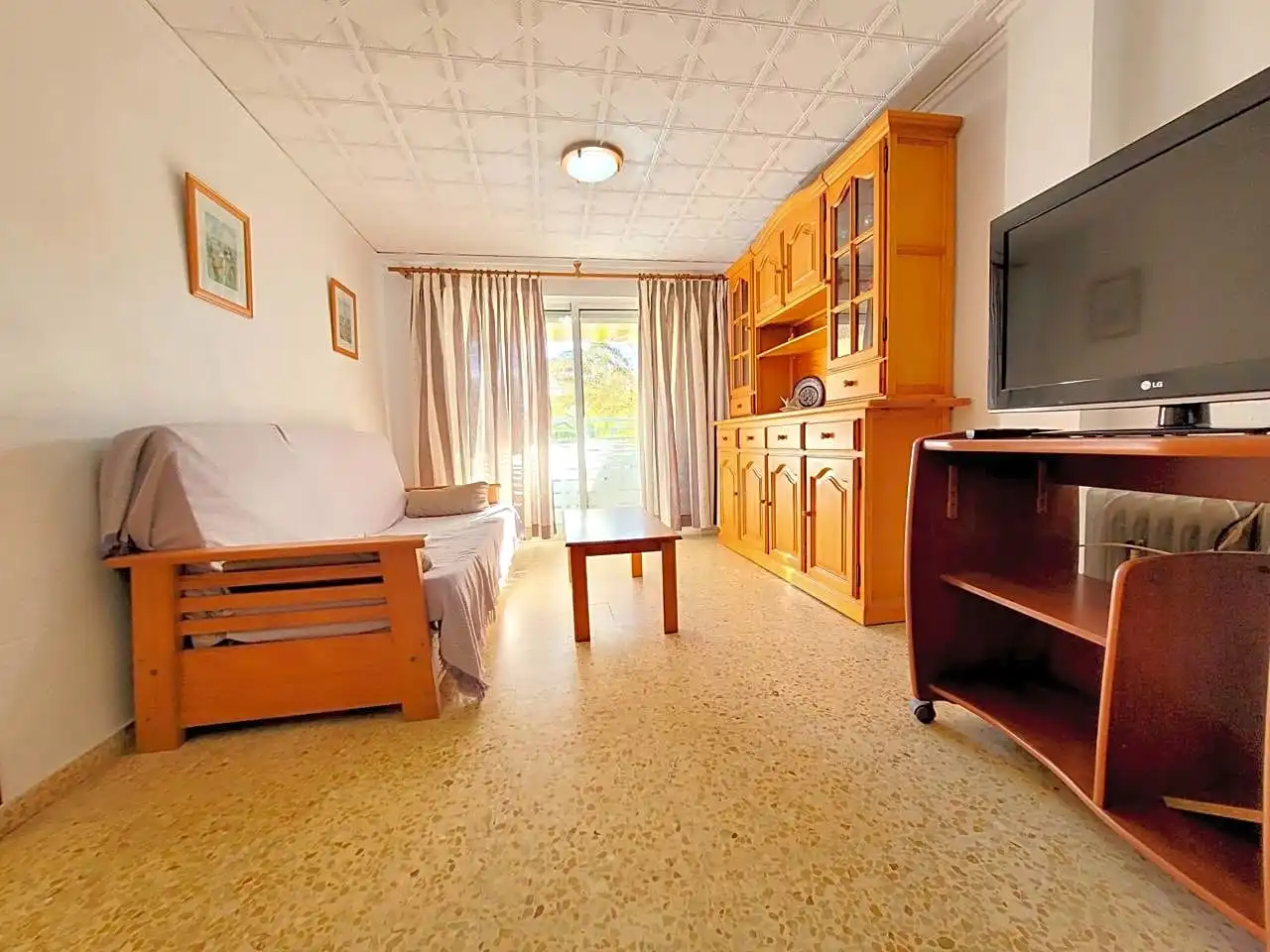 Sala de estar de Apartamento de alquiler en Miramar, Valencia