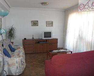 Sala d'estar de Pis de lloguer en  Valencia Capital amb Moblat i Balcó