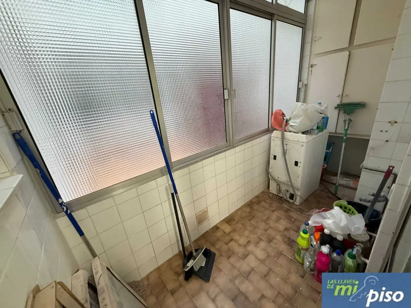 Cuina de Pis en venda en Valladolid amb Calefacció, Parquet i Forn