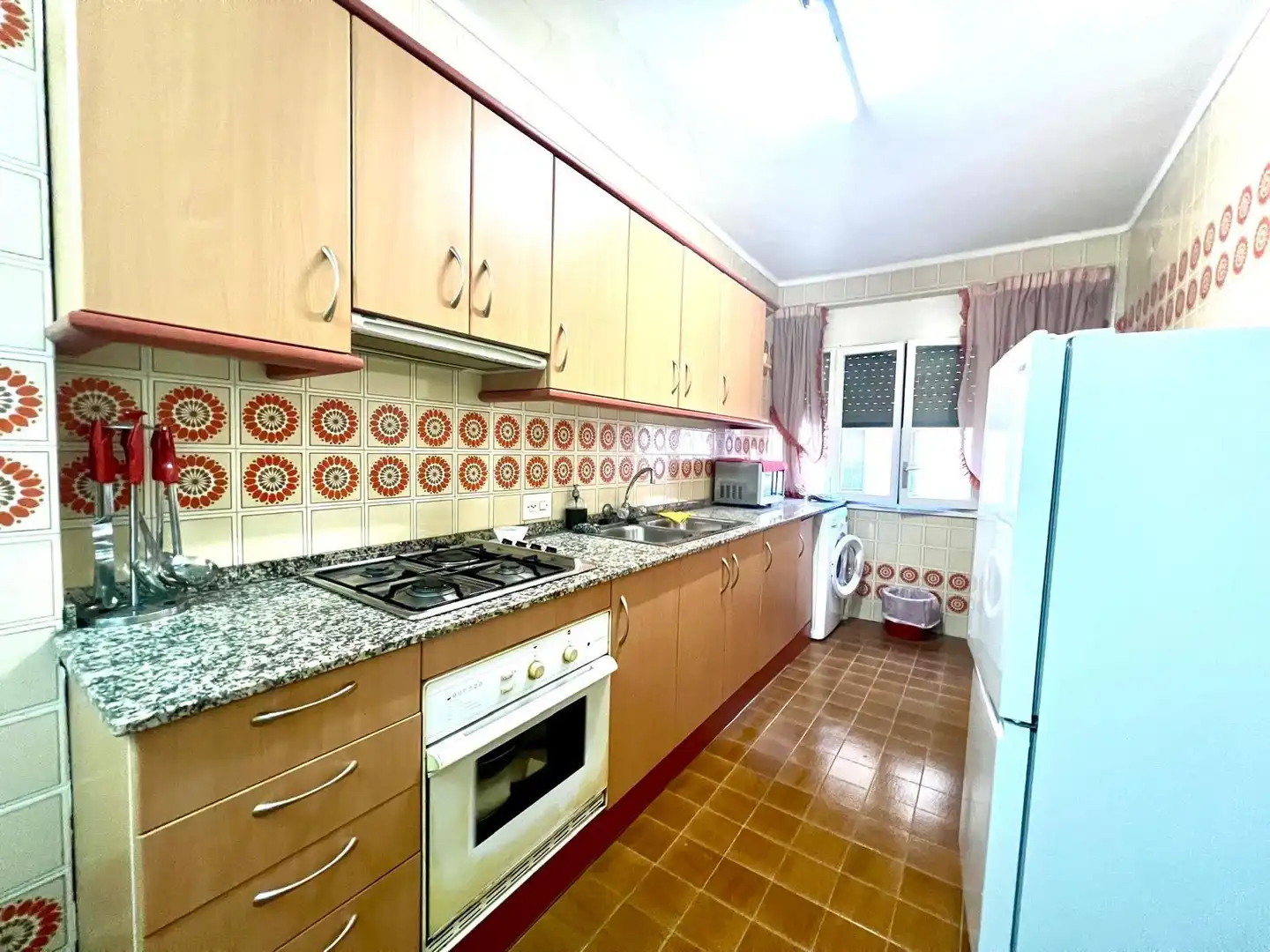 Küche von Wohnung zum Verkauf in Amposta mit Terrasse, Abstellraum und Möbliert