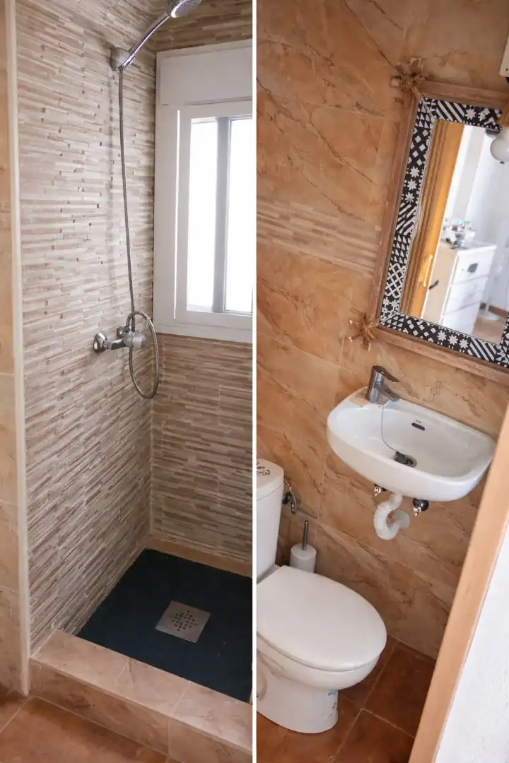 Bathroom of Houses for sale in Chiclana de la Frontera  with Air Conditioner, Private garden and Storage room