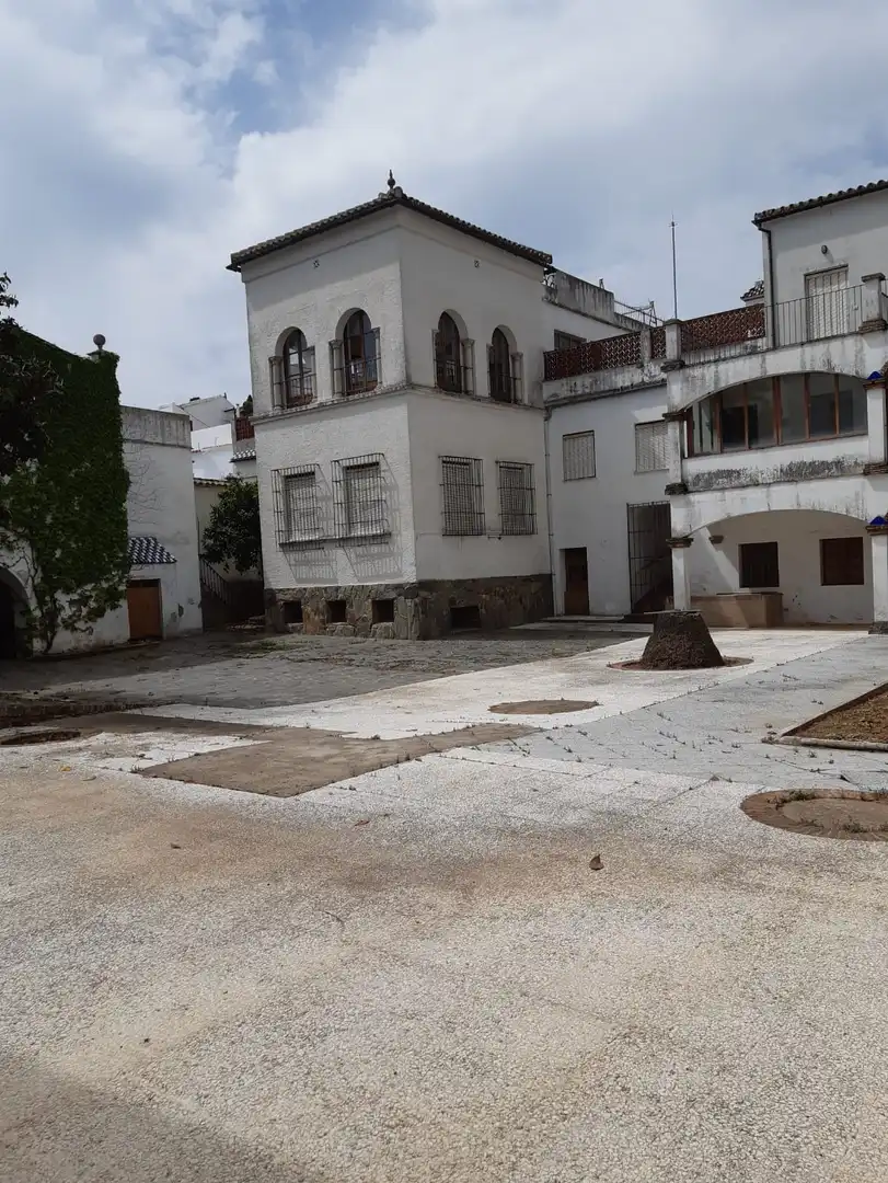 Exterior view of Buildings for sale in Constantina
