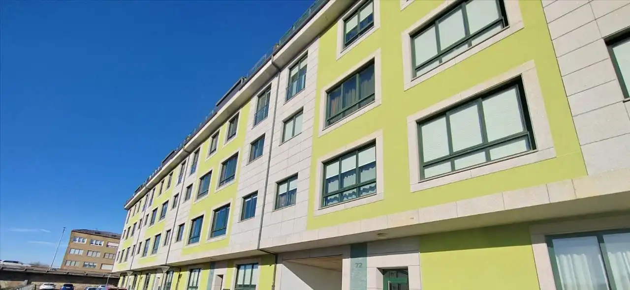 Vista exterior de Garaje en venta en Narón