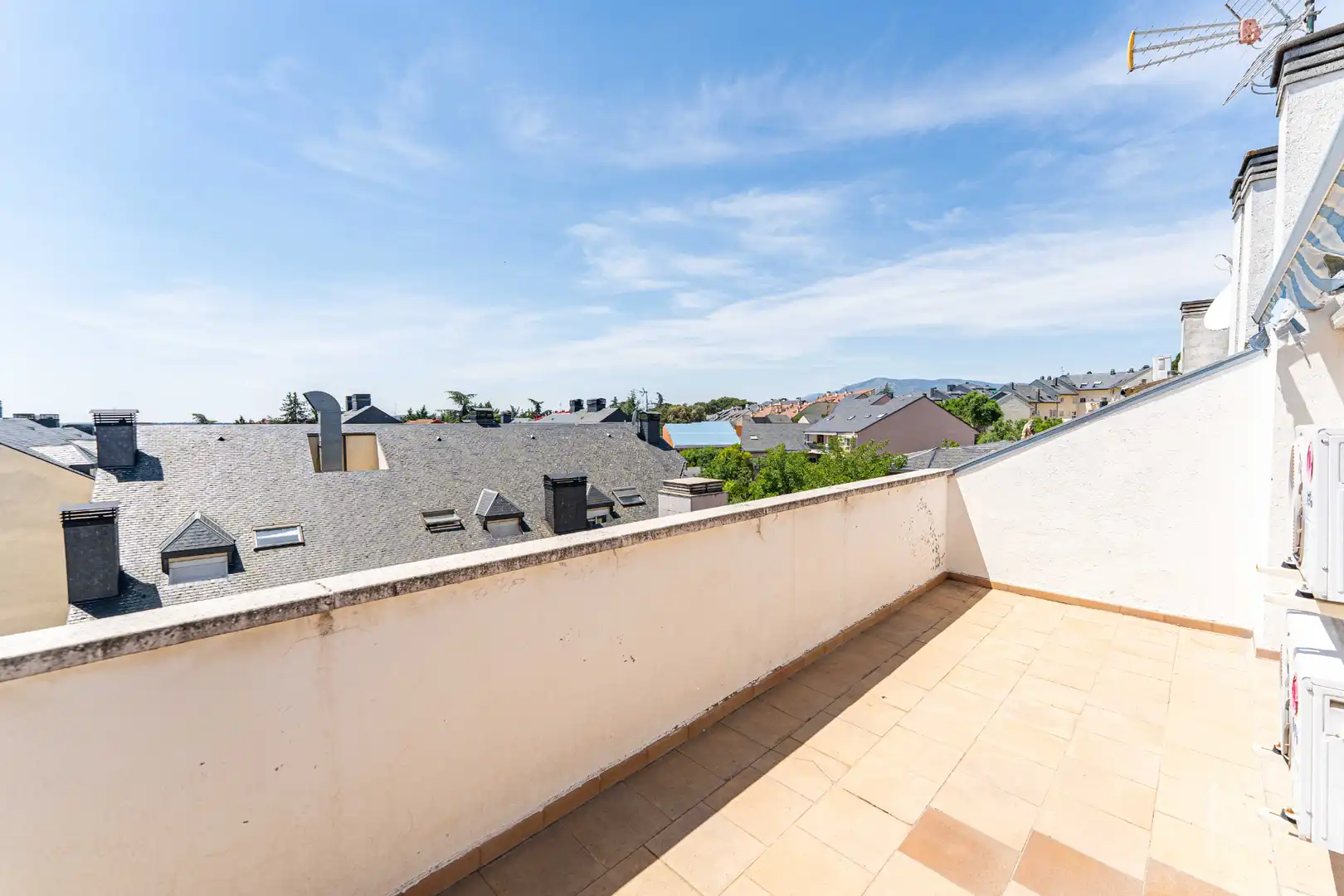 Terraza de Ático en venta en Alpedrete con Calefacción, Terraza y Amueblado