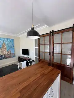 Menjador de Apartament en venda en León Capital  amb Calefacció, Parquet i Terrassa