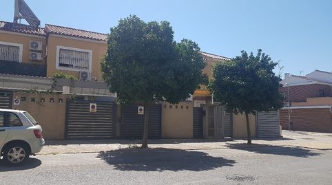 Foto 2 de Casa adosada en venda a C/ la Gomera, Palmete, Sevilla Capital