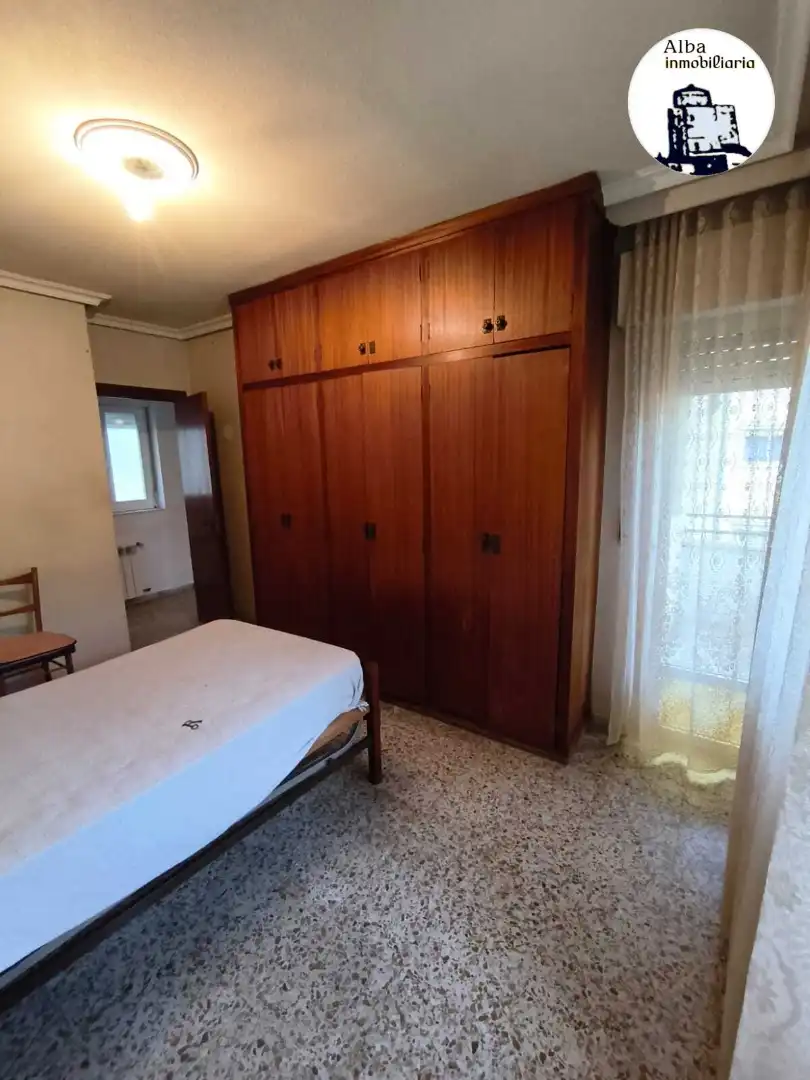 Dormitori de Pis en venda en Alba de Tormes amb Calefacció i Terrassa