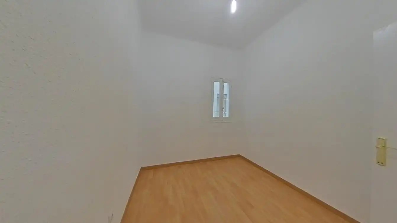 Habitación de Piso en venta en Madrid con Horno