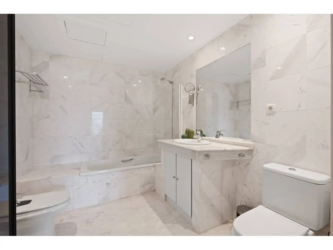 Baño de Loft en venta en Ojén con Aire acondicionado, Calefacción y Jardín privado
