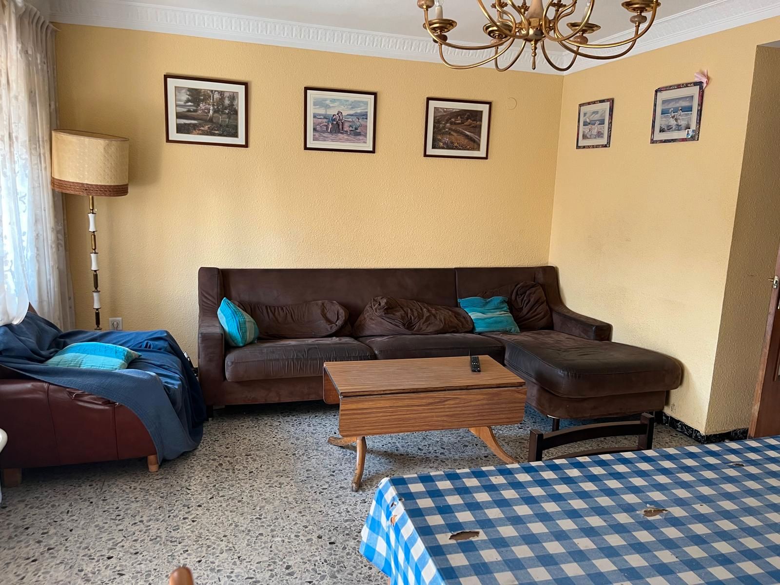 Living room of Flat to rent in  Zaragoza Capital  with Heating, Furnished and Oven
