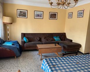 Living room of Flat to rent in  Zaragoza Capital  with Heating, Furnished and Oven