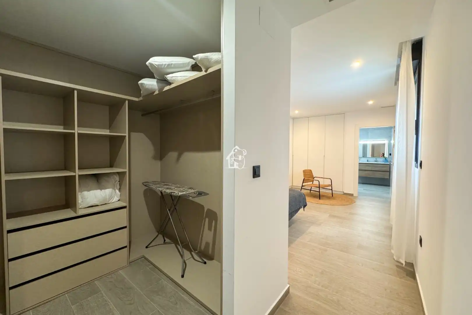 Bedroom of Flat for rent in Torrevieja  with Air Conditioner, Furnished and Oven