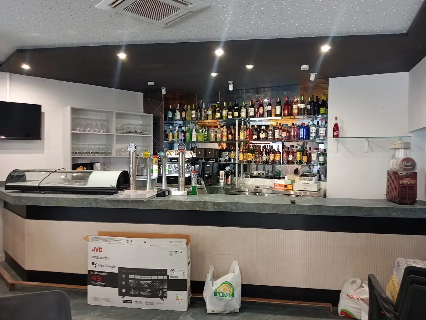 Local en traspaso en Manzanares con Aire acondicionado y Calefacción