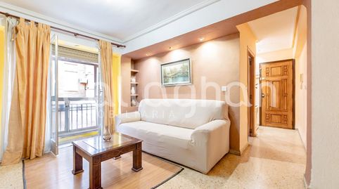 Foto 2 de Piso en venta en Calle de Jacomart, Torrefiel, Valencia Capital