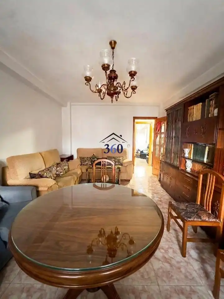 Sala d'estar de Pis en venda en Cáceres