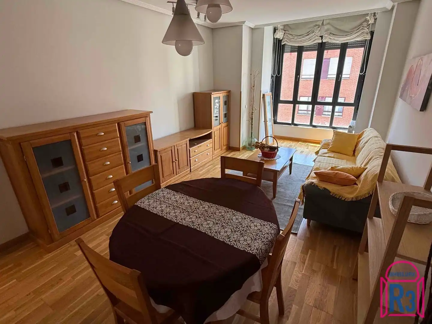 Sala de estar de Apartamento de alquiler en León Capital  con Calefacción, Terraza y Amueblado