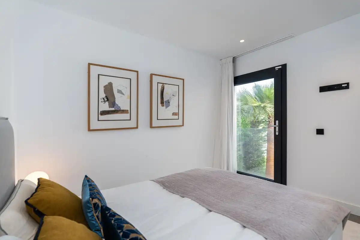 Bedroom of Houses for sale in Mijas  with Air Conditioner, Heating and Private garden