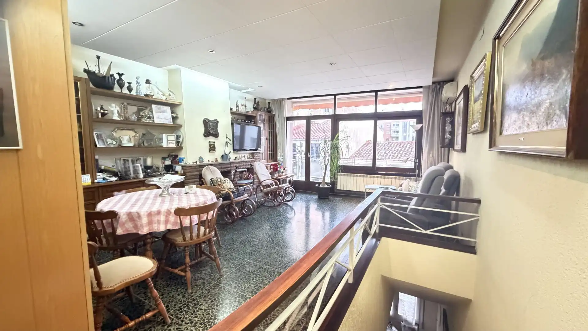 Vista exterior de Casa o chalet en venta en Mataró con Calefacción y Trastero