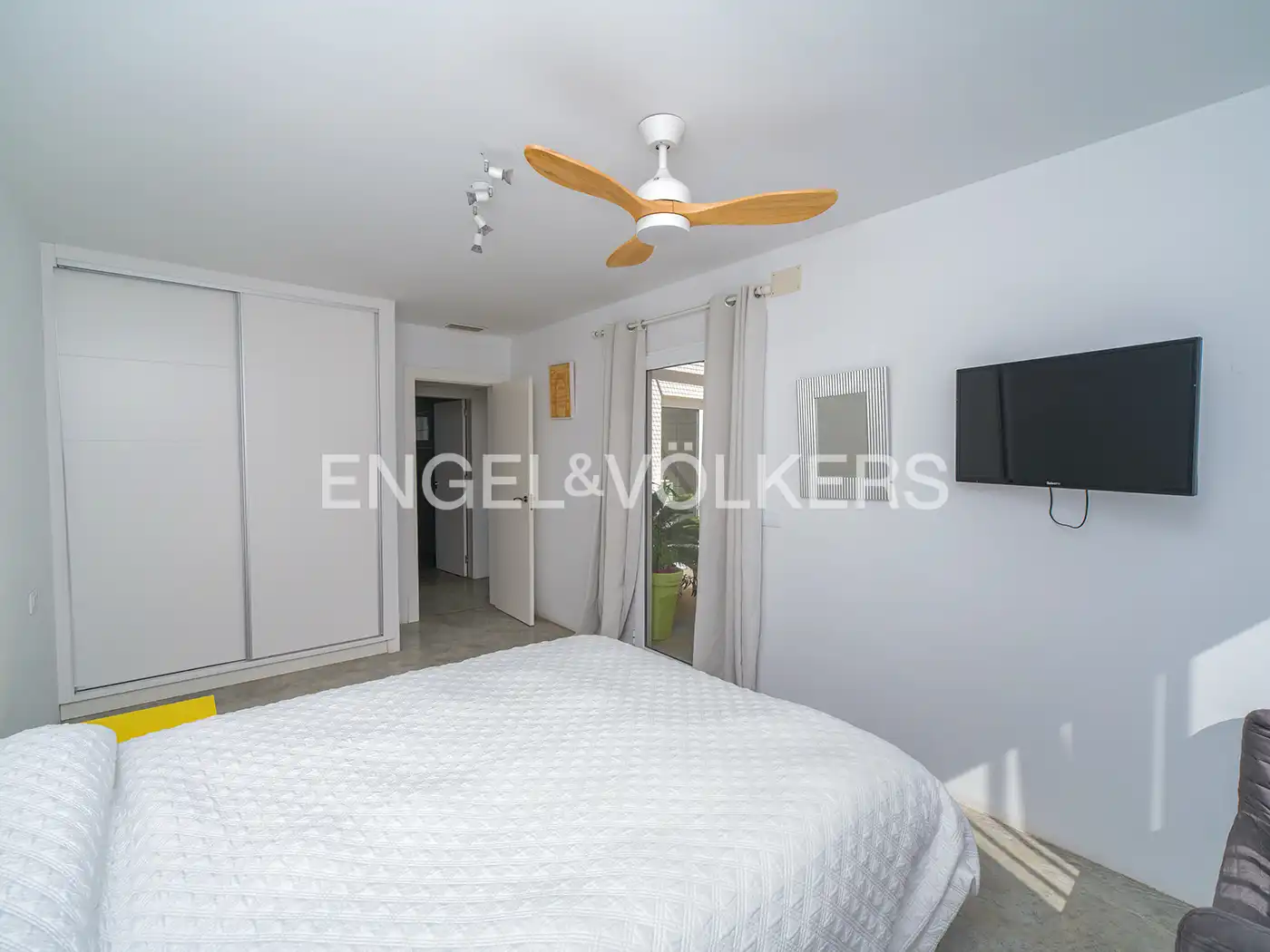 Habitación de Casa o chalet en venta en Santa Pola con Aire acondicionado, Calefacción y Jardín privado