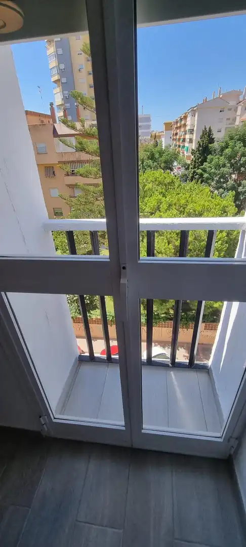 Terrassa de Pis en venda en Fuengirola amb Aire condicionat, Calefacció i Jardí privat