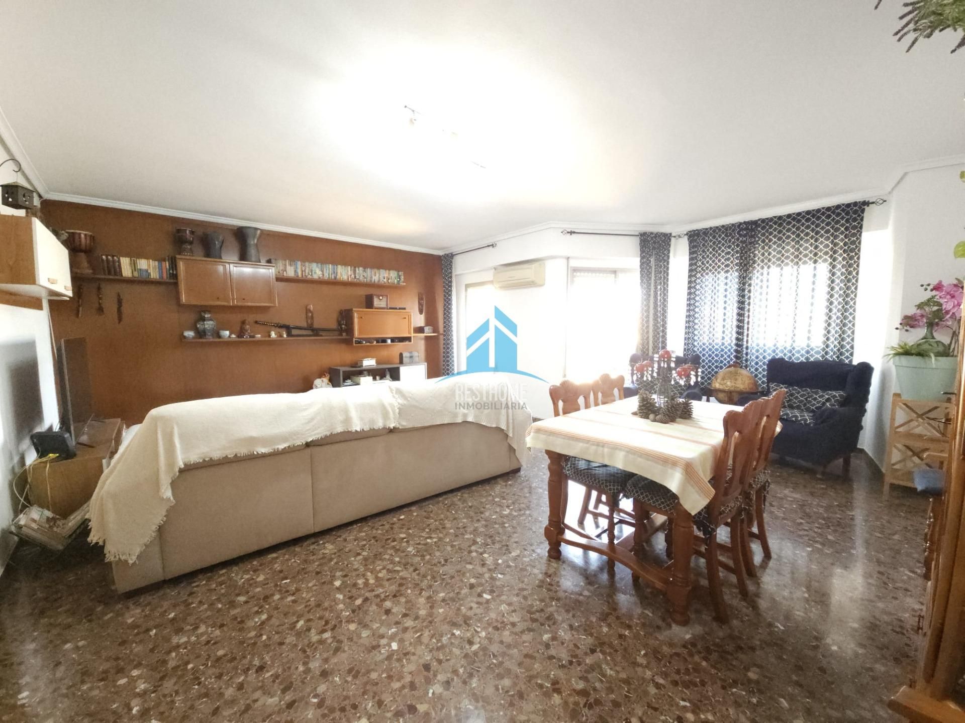 Wohnzimmer von Wohnungen zum verkauf in Massanassa mit Balkon