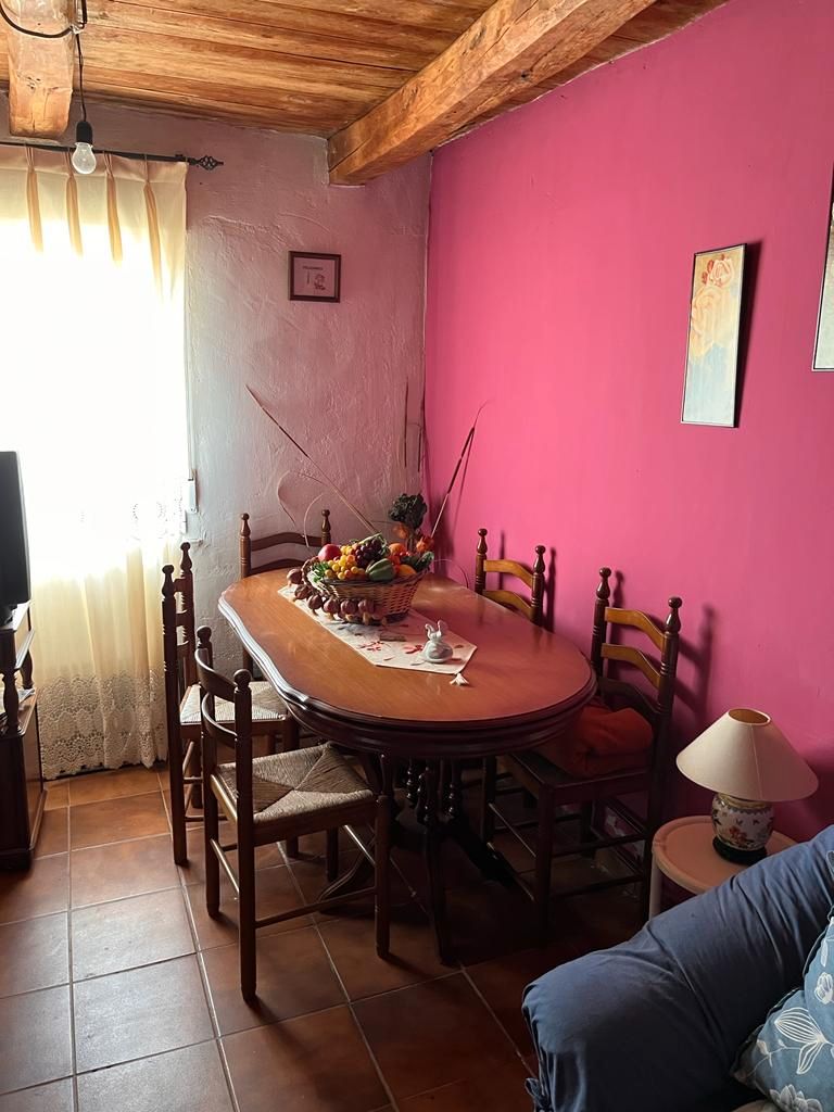 Menjador de Casa o xalet en venda en Santa María del Páramo amb Traster, Moblat i Forn