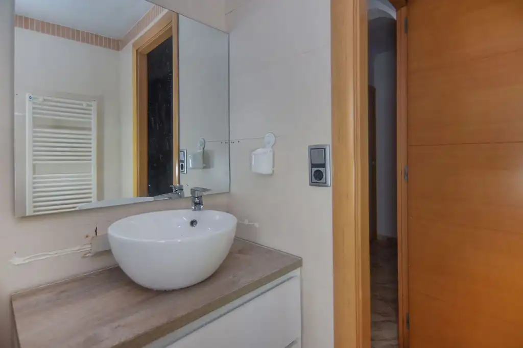 Bathroom of Houses for sale in Pineda de Mar  with Heating, Swimming Pool and Jacuzzi