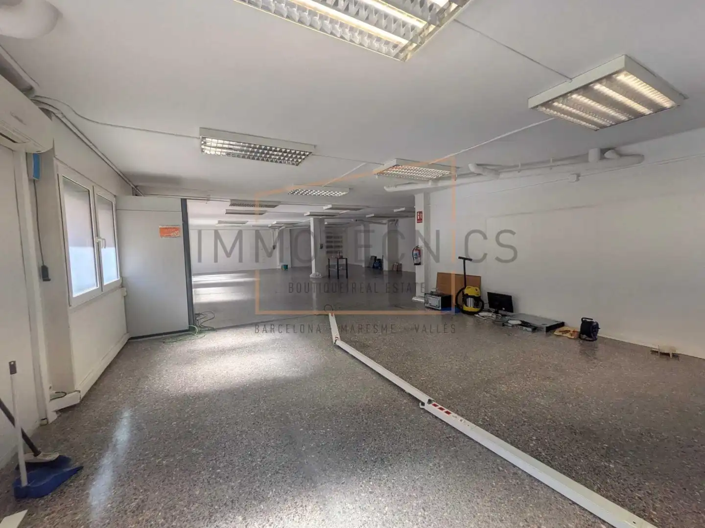 Gewerbefläche zur Miete in Carrer de Xile, imagen 4