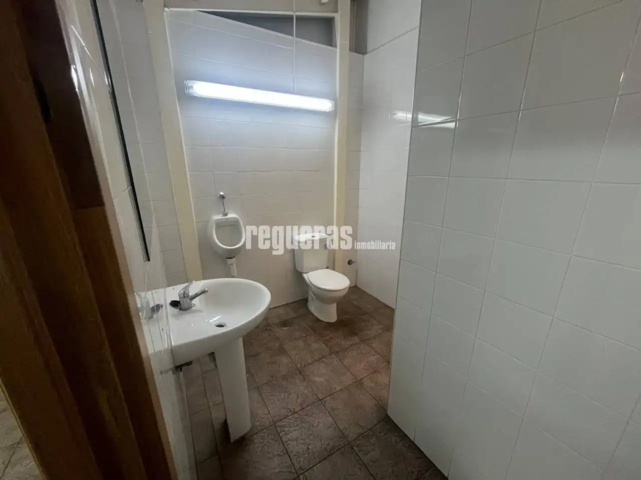 Business premises to rent in Llano Ponte, imagen 10