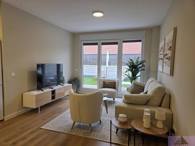 Casa-chalet en Alquiler en Casco Antiguo Sur