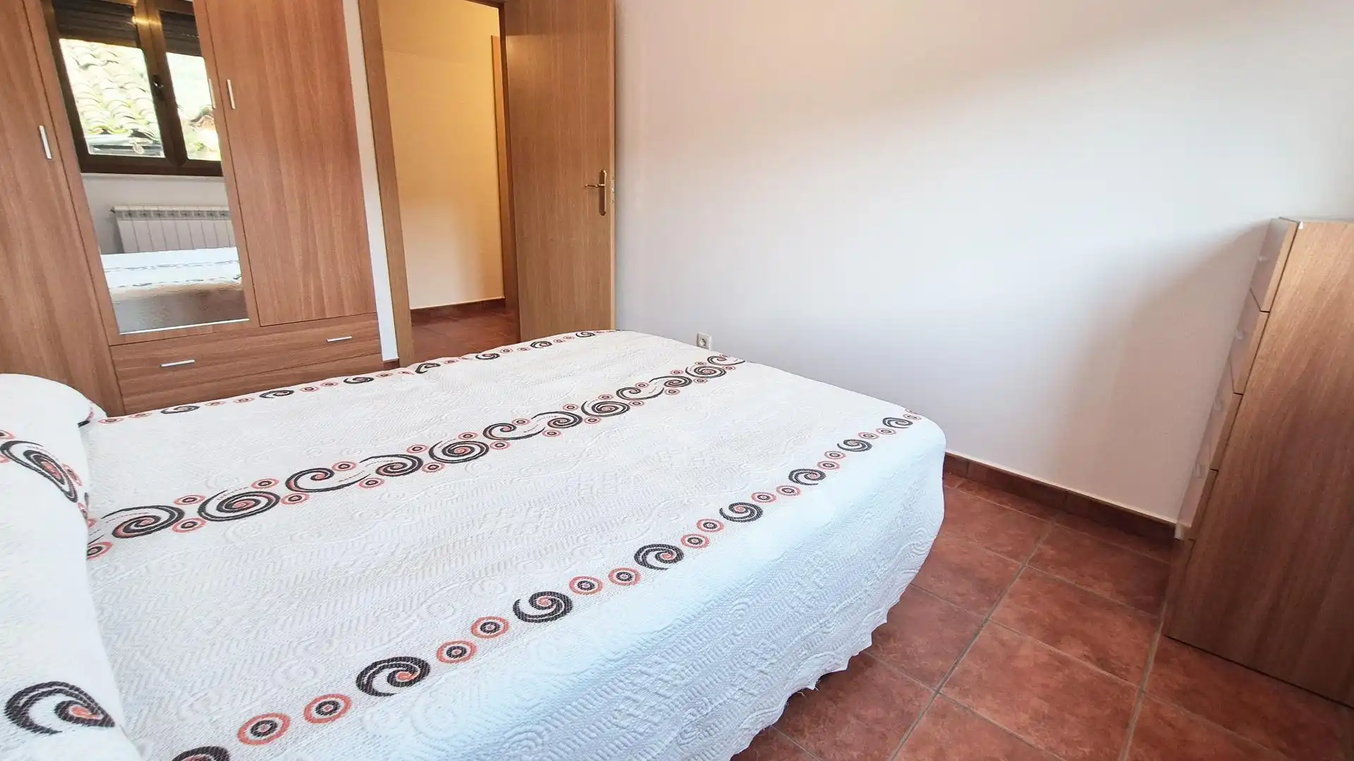 Bedroom of Houses for sale in San Esteban de la Sierra