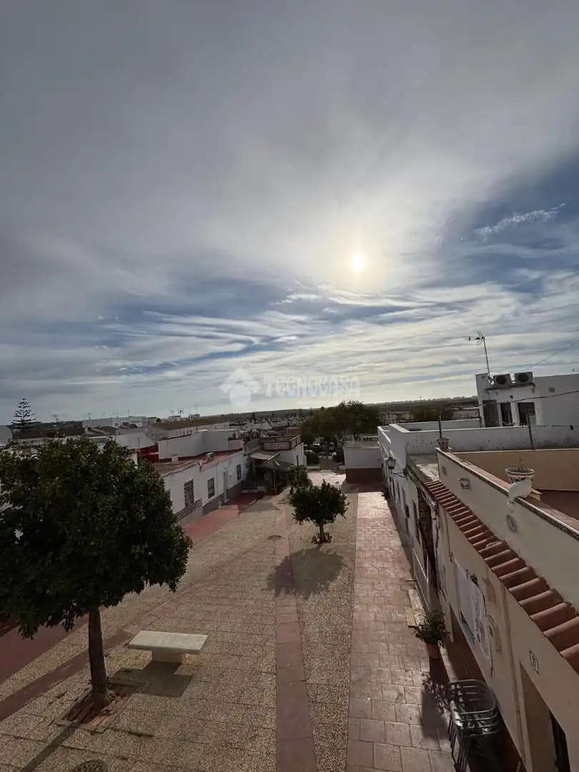 Vista exterior de Casa adosada en venta en Ayamonte con Aire acondicionado y Terraza
