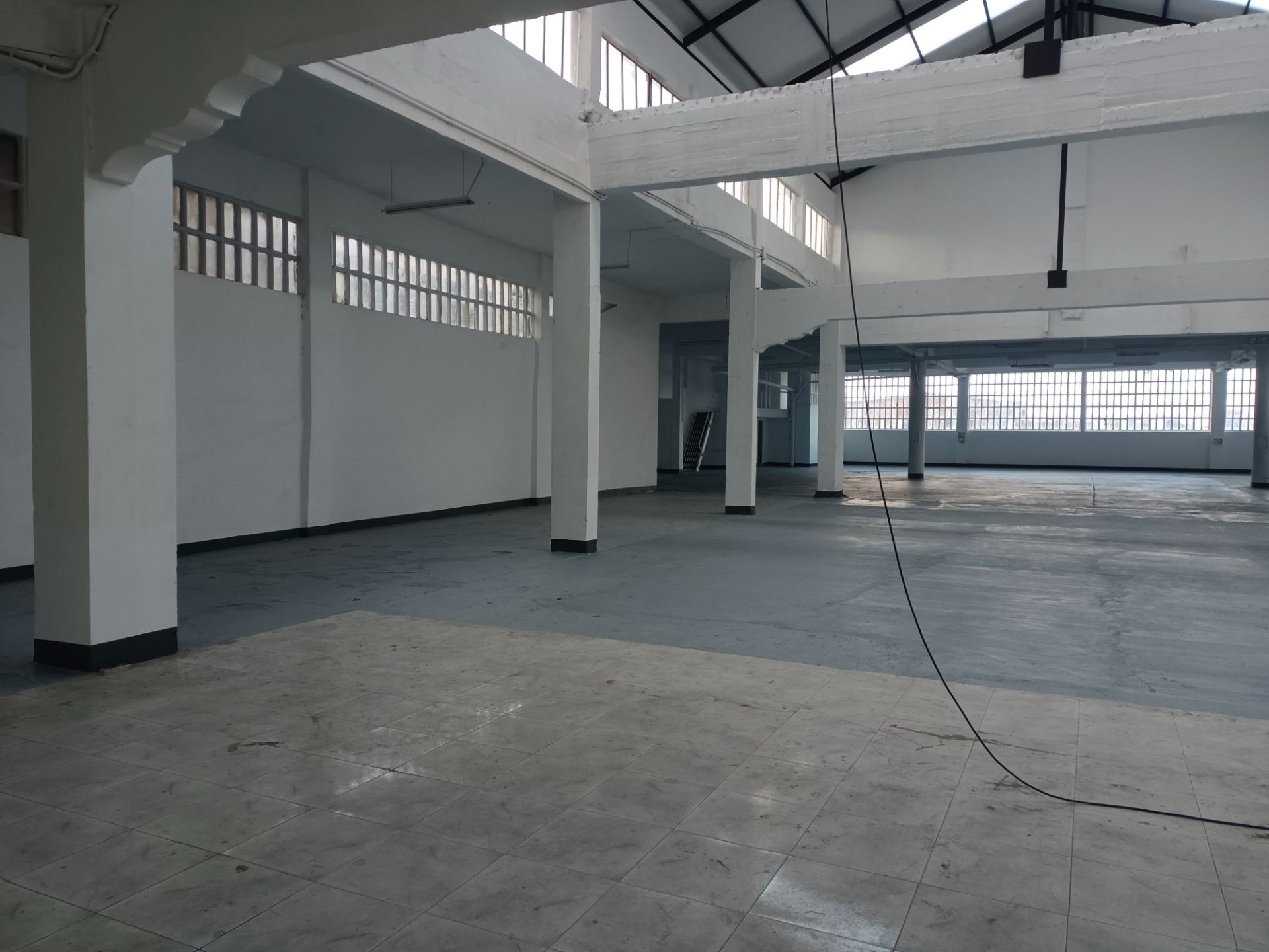 Building for sale in Santander