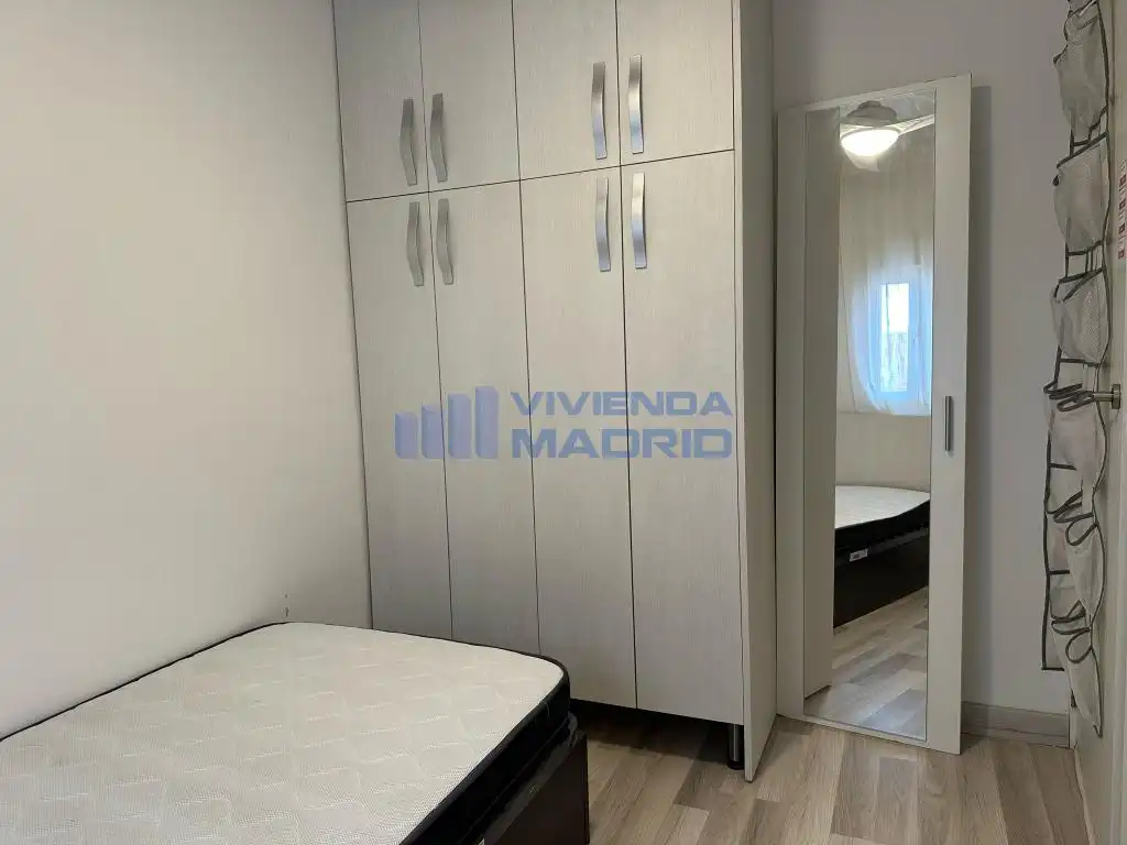 Schlafzimmer von Wohnung zur Miete in Madrid mit Heizung, Terrasse und Abstellraum