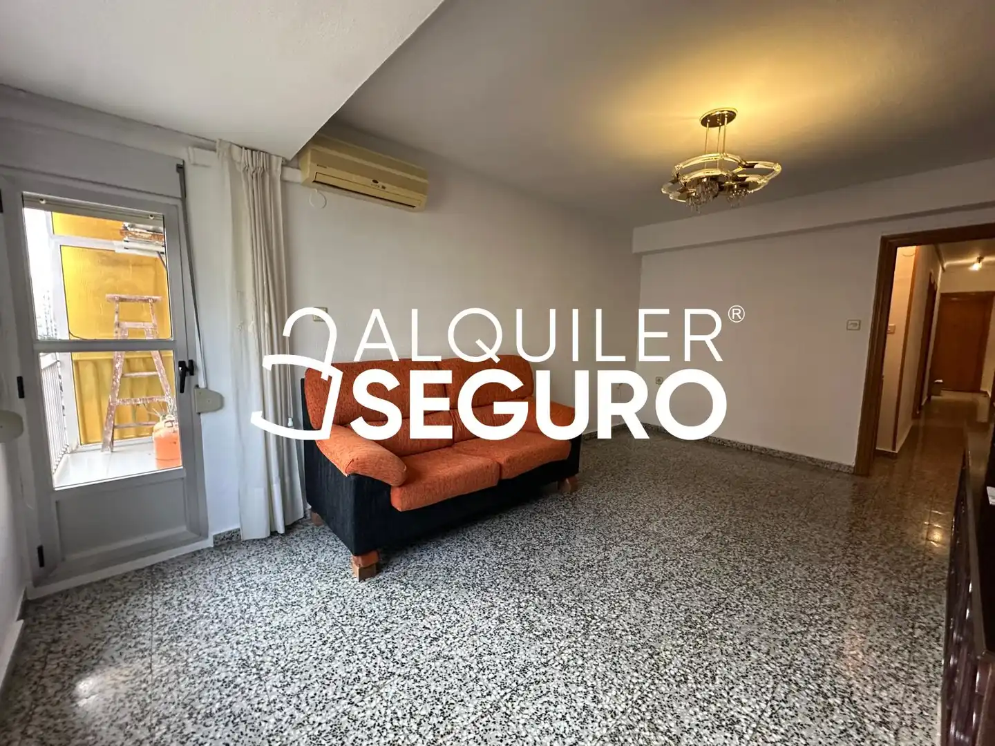 Living room of Flat for rent in Valencia  with Air Conditioner and Furnished