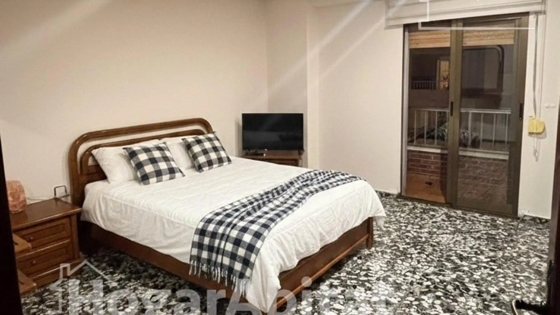 Flat for sale in Calle de la Reina, El Cabanyal - El Canyamelar