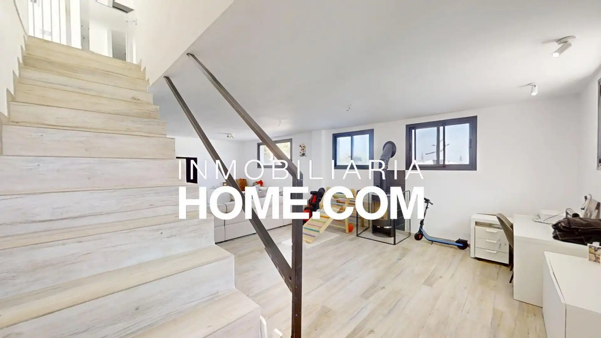Chalet con piscina en venta en Calle de Benalmádena, imagen 32