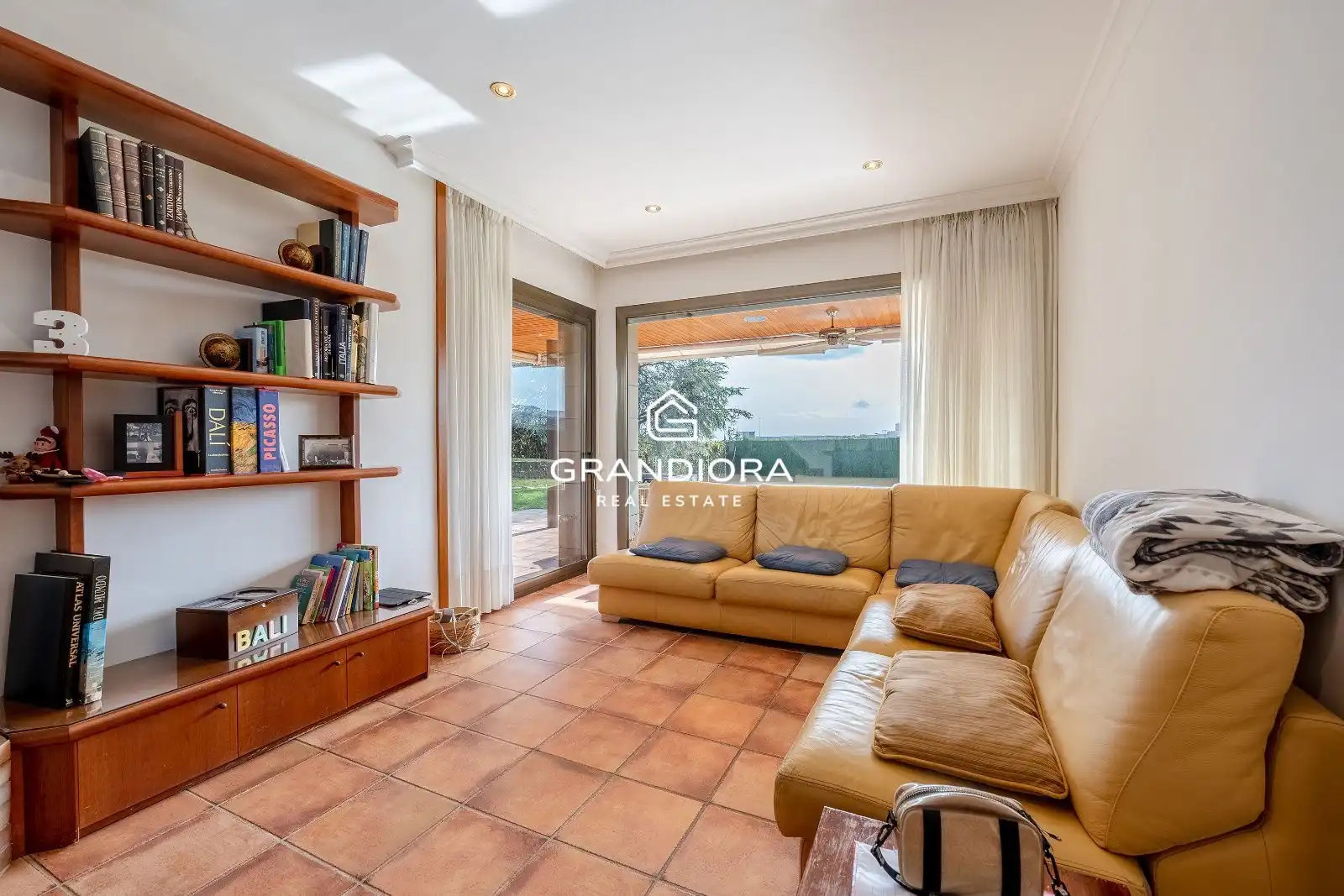 Detached house with pool for sale in Calle Llaüt, imagen 14