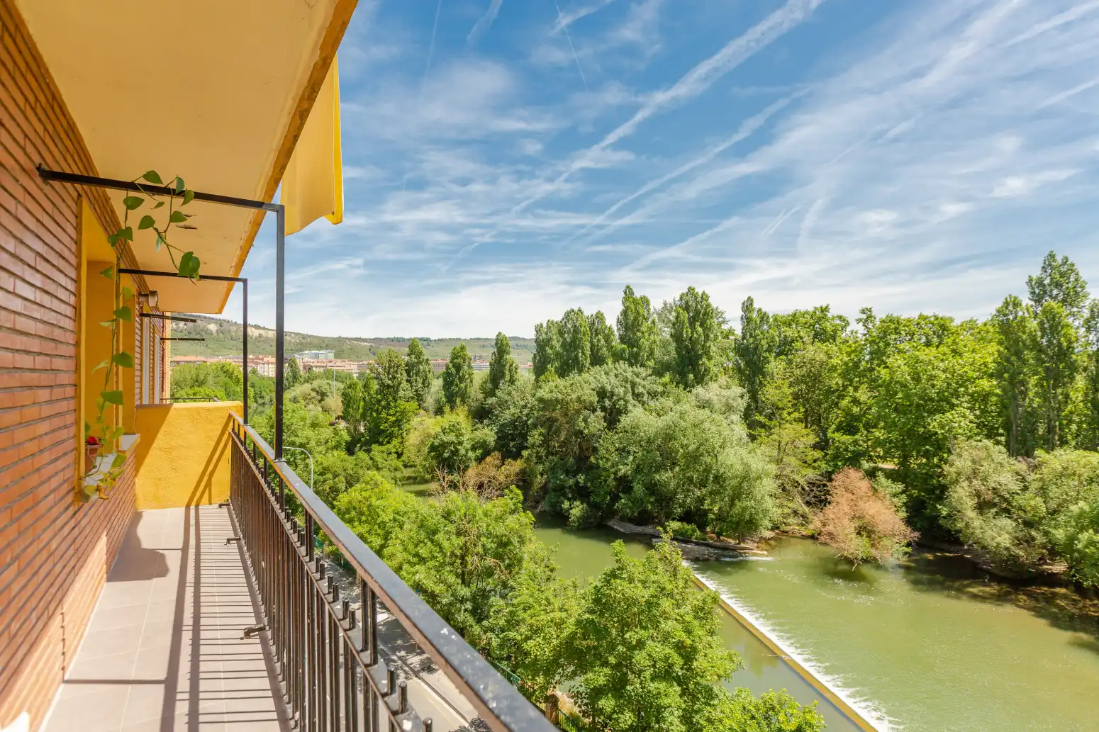 Terraza de Piso en venta en  Pamplona / Iruña con Calefacción, Parquet y Balcón