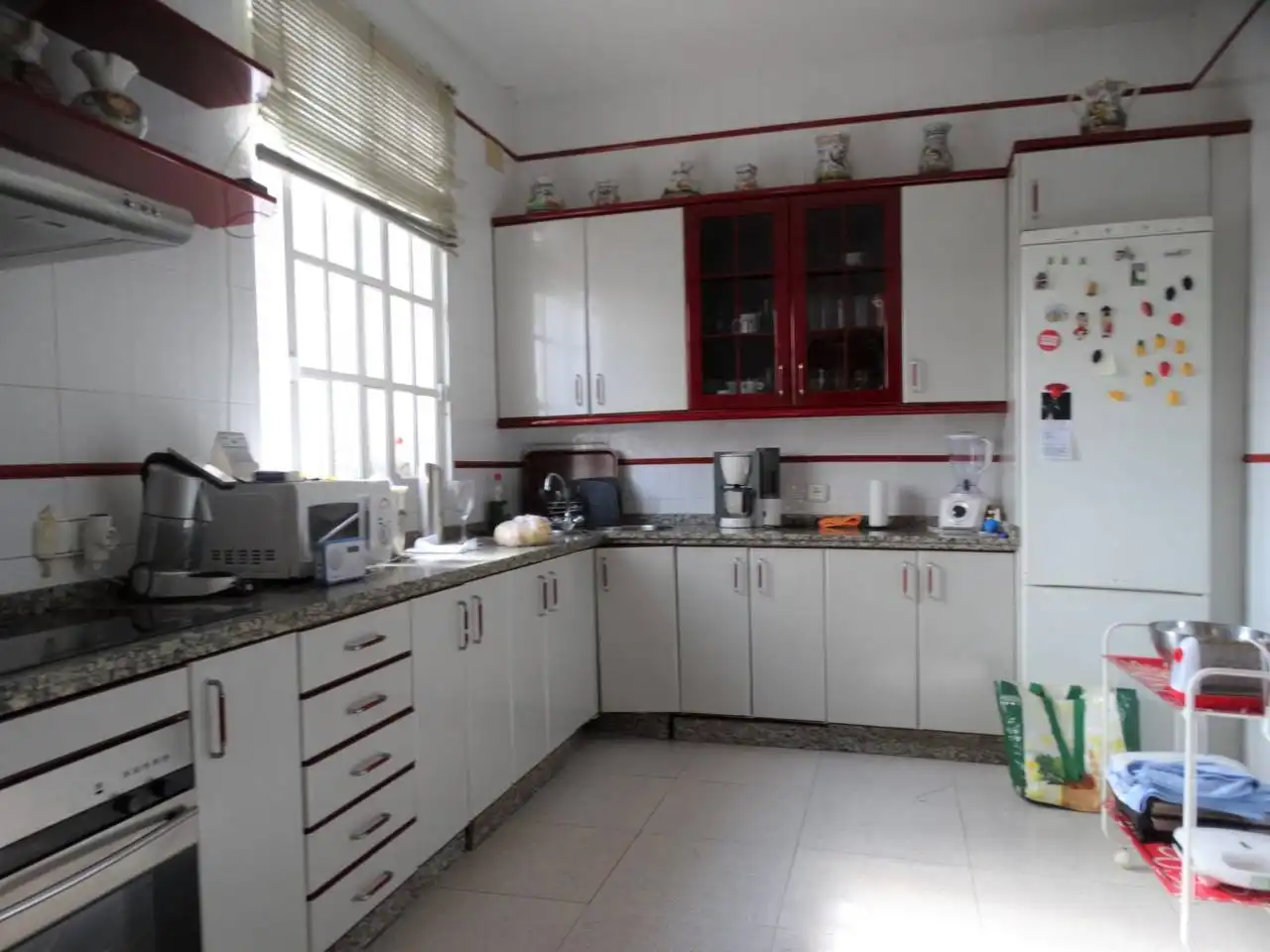Cocina de Casa o chalet en venta en Huelva con Aire acondicionado, Calefacción y Jardín privado