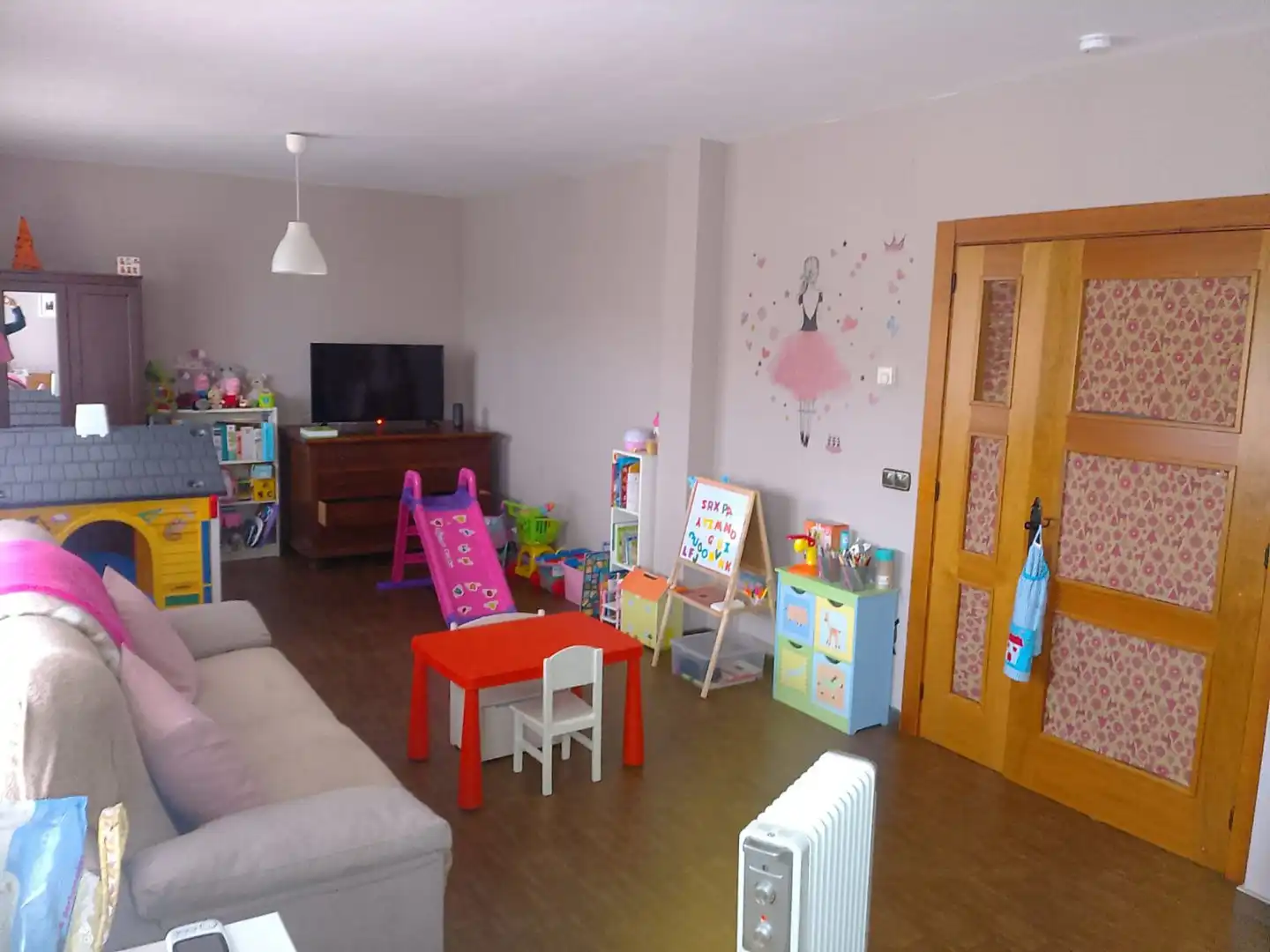 Sala d'estar de Casa o xalet en venda en Quintana del Puente amb Calefacció, Jardí privat i Terrassa