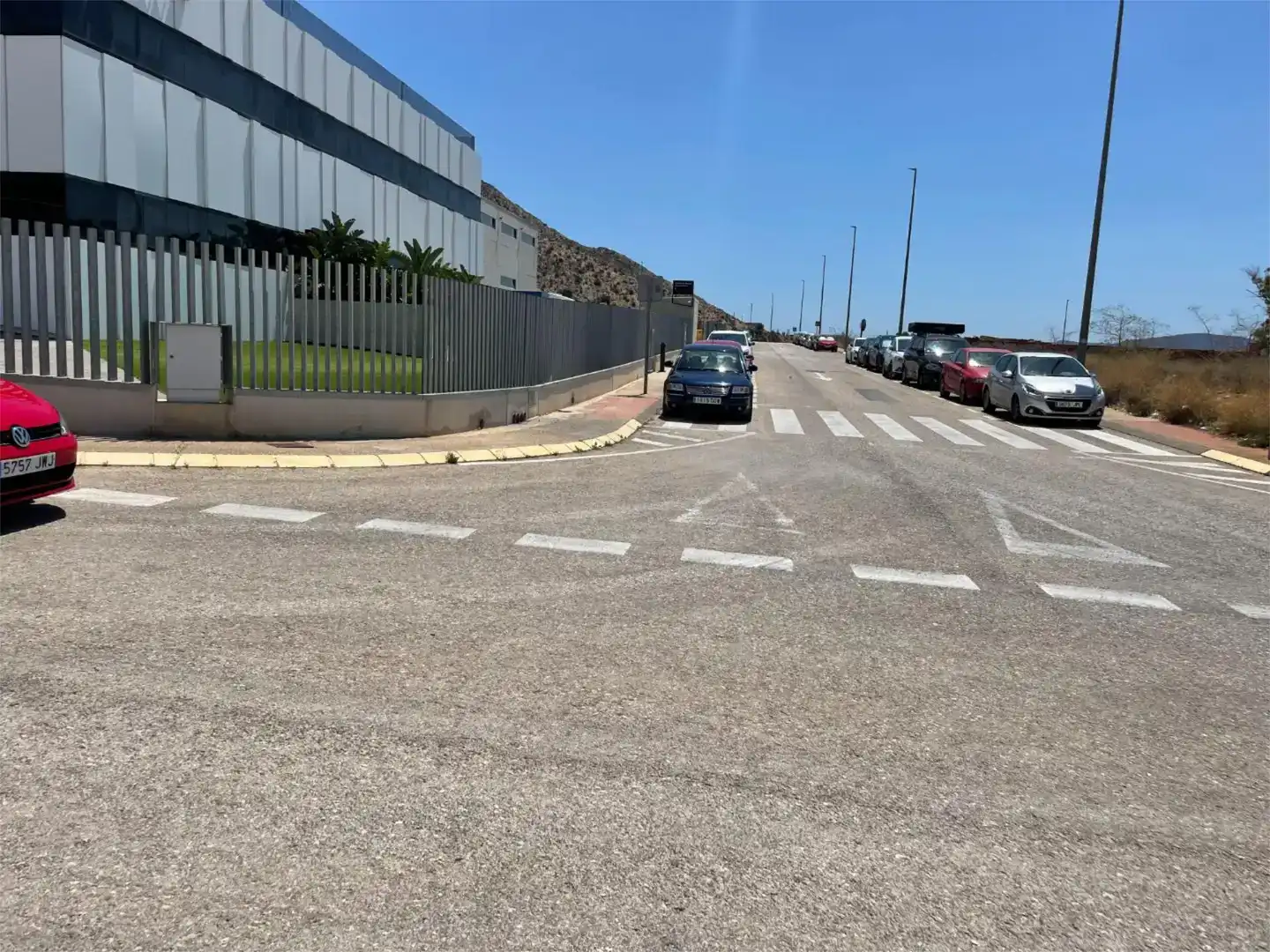 Parkplatz von Fabrik Grundstücke zum Verkauf in Redován