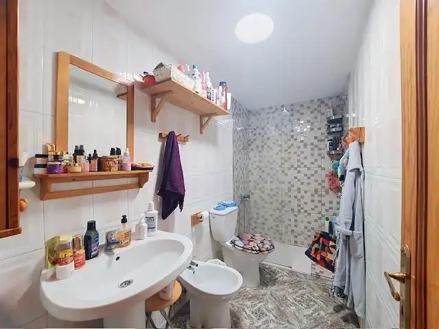 Bathroom of Flat for sale in Telde