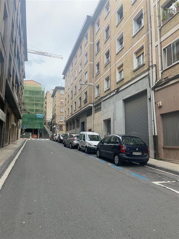 Aparcament de Pis en venda en  Pamplona / Iruña