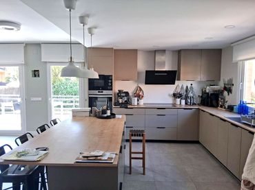 Casa con piscina en venta en Villanueva de la Cañada ciudad