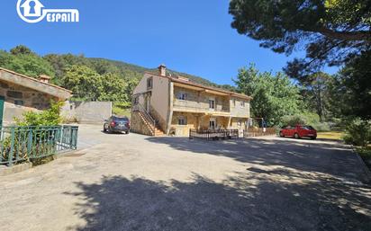 Vista exterior de Casa o xalet en venda en Sotillo de la Adrada amb Calefacció, Jardí privat i Terrassa